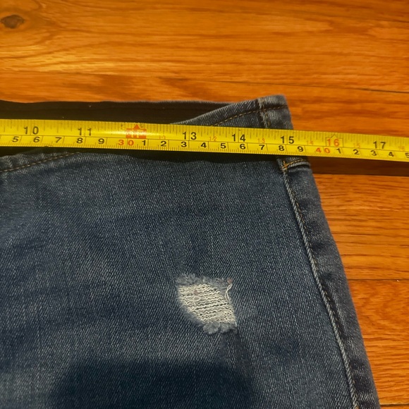 Tinseltown Jeans Pull On Distressed Flared Raw Hem Sz 11 - Picture 6 of 8